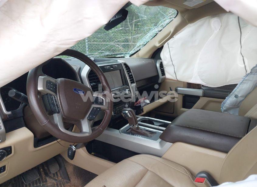 Photo 5 of 2018 Ford F-150 LARIAT (VIN 1FTEW1EG4JFA33582)