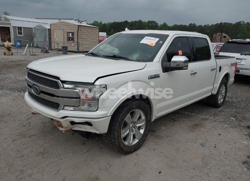 Photo 2 of 2018 Ford F-150 PLATINUM (VIN 1FTEW1EG4JFA55713)