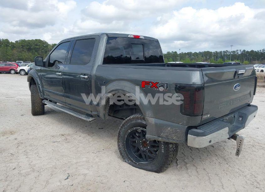 Photo 3 of 2018 Ford F-150 XLT (VIN 1FTEW1EG4JFB79982)