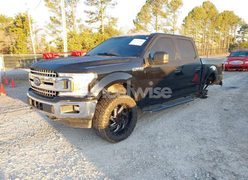 Photo 2 of 2018 Ford F-150 XLT (VIN 1FTEW1EG4JFC30929)