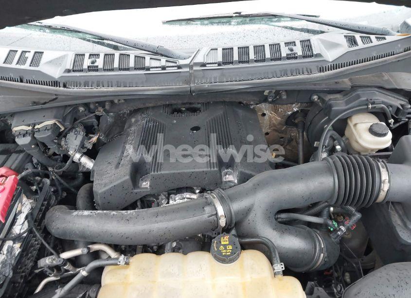 Photo 10 of 2018 Ford F-150 PLATINUM (VIN 1FTEW1EG4JFE14106)