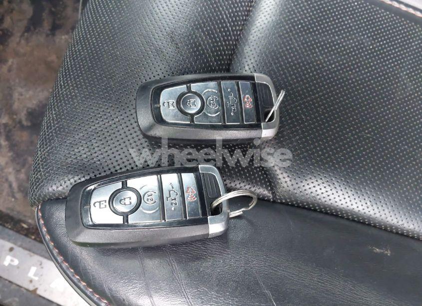 Photo 11 of 2018 Ford F-150 PLATINUM (VIN 1FTEW1EG4JFE14106)