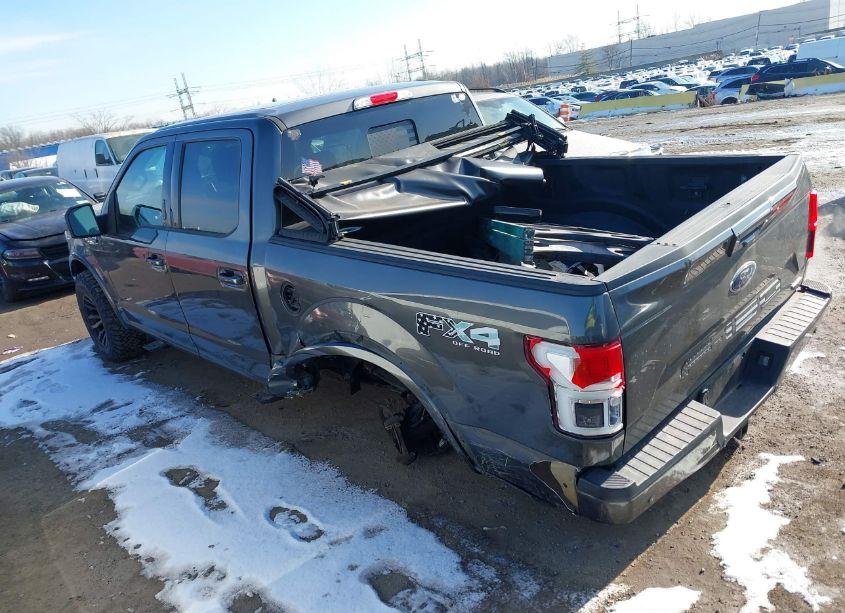 Photo 3 of 2018 Ford F-150 LARIAT (VIN 1FTEW1EG4JKF48637)