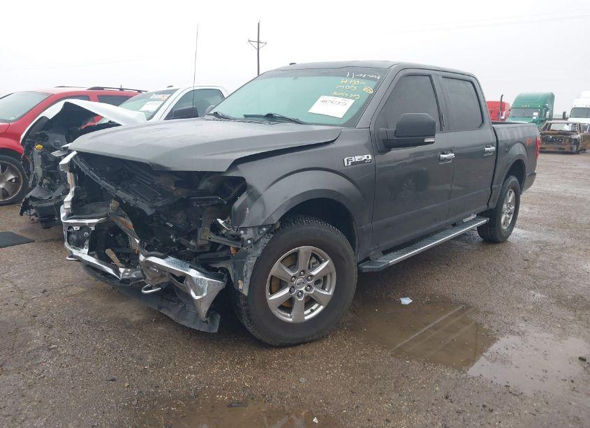 Photo 2 of 2018 Ford F-150 XLT (VIN 1FTEW1EG4JKF74705)