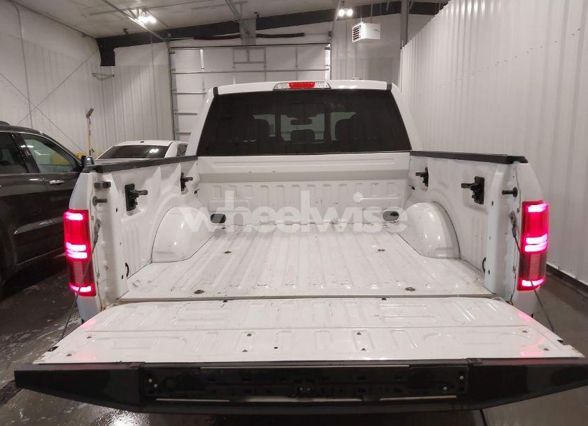 Photo 17 of 2018 Ford F-150 LARIAT (VIN 1FTEW1EG5JFC00726)