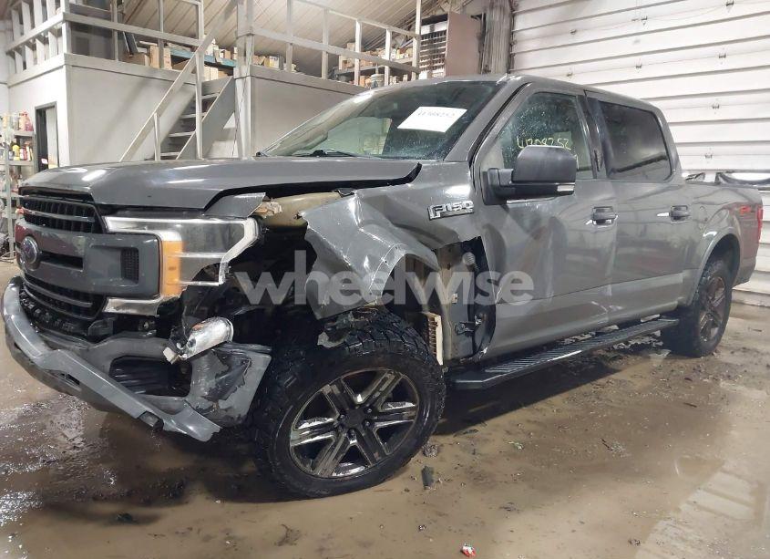Photo 2 of 2018 Ford F-150 XLT (VIN 1FTEW1EG5JFC45455)