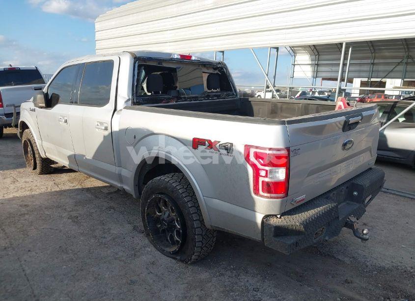 Photo 3 of 2018 Ford F-150 XLT (VIN 1FTEW1EG5JKC32552)
