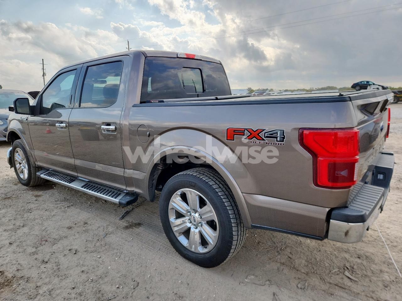 Photo 2 of 2018 FORD F150 SUPERCREW (VIN 1FTEW1EG5JKD32005)