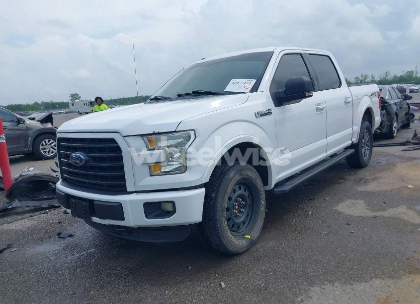 Photo 2 of 2015 Ford F-150 XLT (VIN 1FTEW1EG6FKE07690)