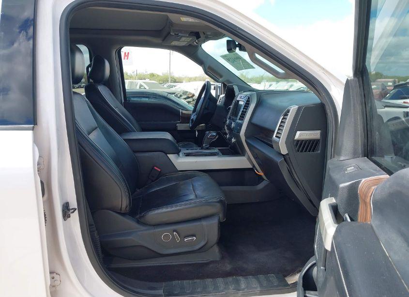 Photo 5 of 2016 Ford F-150 LARIAT (VIN 1FTEW1EG6GKD63367)