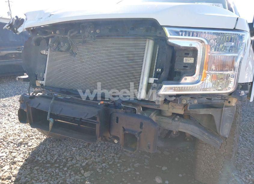 Photo 6 of 2018 Ford F-150 LARIAT (VIN 1FTEW1EG6JFC09502)