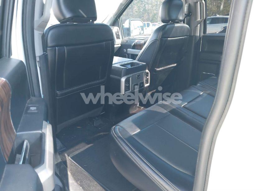 Photo 8 of 2018 Ford F-150 LARIAT (VIN 1FTEW1EG6JFC09502)