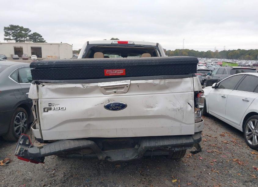 Photo 16 of 2015 Ford F-150 LARIAT (VIN 1FTEW1EG7FFA32451)