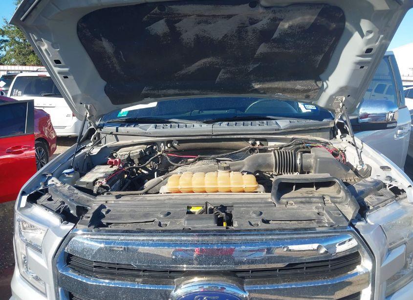 Photo 10 of 2015 Ford F-150 LARIAT (VIN 1FTEW1EG7FFA70472)