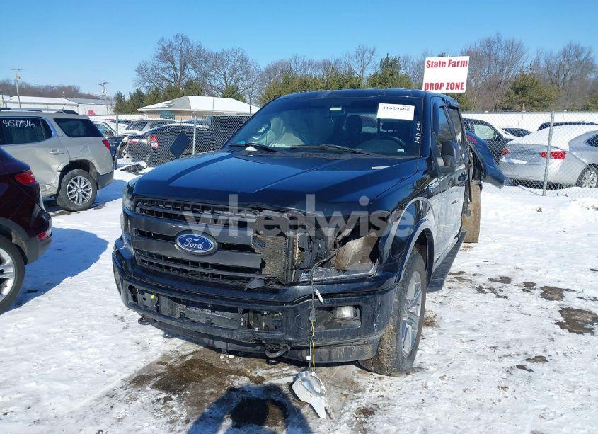 Photo 2 of 2018 Ford F-150 XLT (VIN 1FTEW1EG7JFD02738)