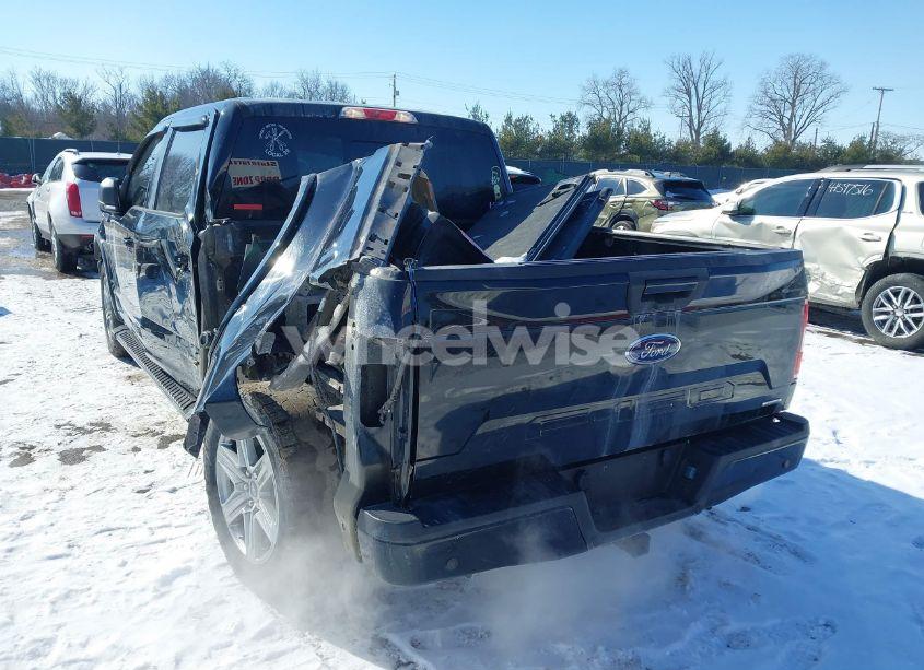 Photo 3 of 2018 Ford F-150 XLT (VIN 1FTEW1EG7JFD02738)