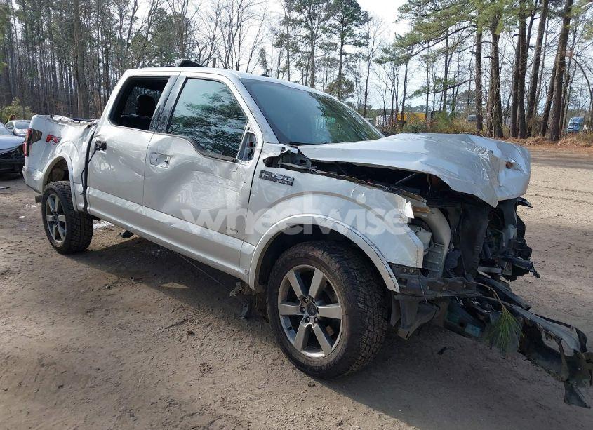 2015 Ford F-150 LARIAT (VIN 1FTEW1EG8FFC87643) main photo