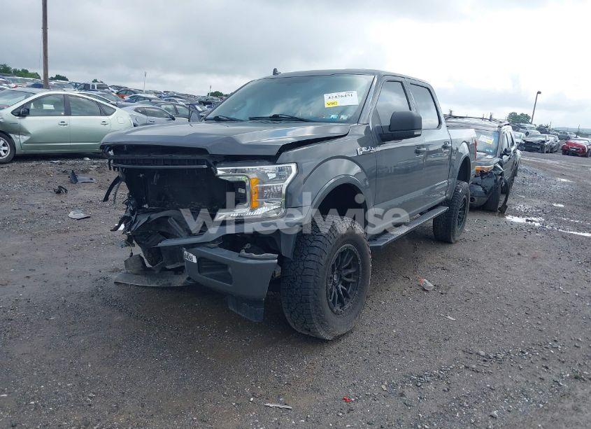 Photo 2 of 2018 Ford F-150 XLT (VIN 1FTEW1EG8JFC51346)