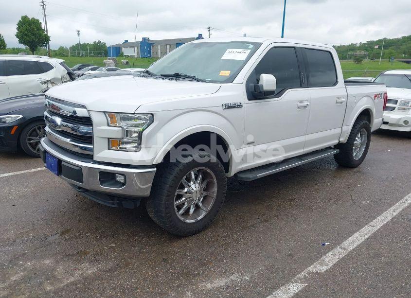 Photo 2 of 2015 Ford F-150 LARIAT (VIN 1FTEW1EG9FKD75026)