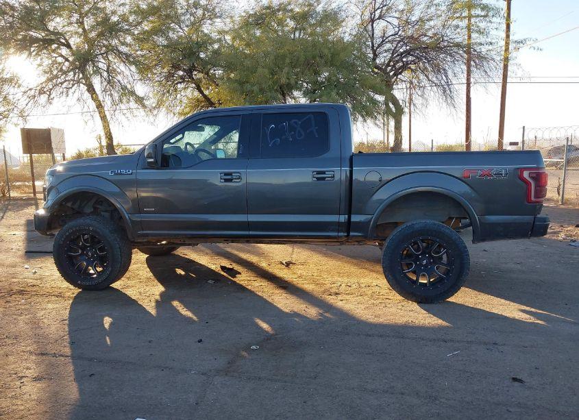 Photo 13 of 2015 Ford F-150 LARIAT (VIN 1FTEW1EG9FKD78654)