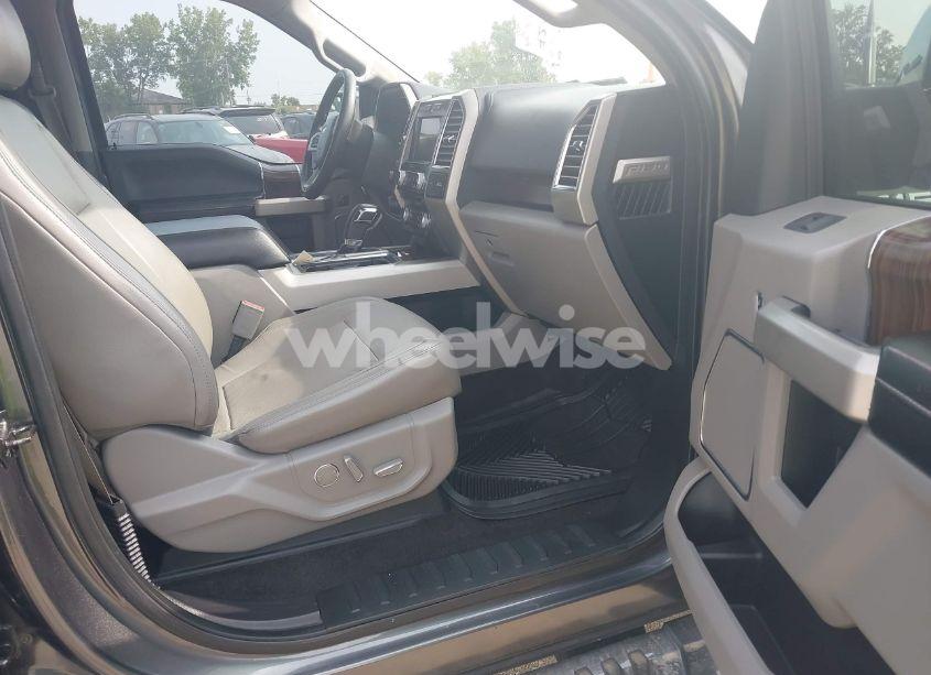 Photo 5 of 2016 Ford F-150 LARIAT (VIN 1FTEW1EG9GFA58647)