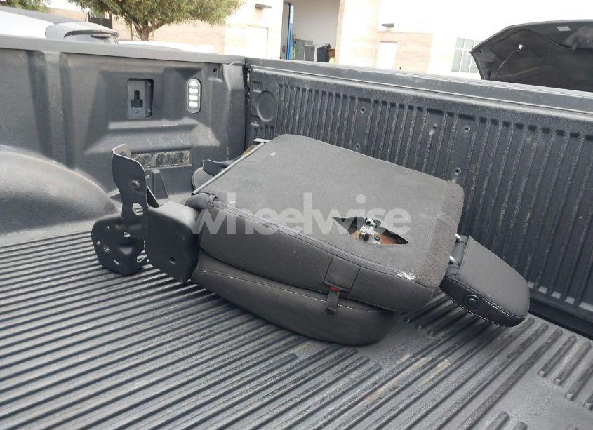 Photo 12 of 2018 Ford F-150 XLT (VIN 1FTEW1EG9JKD69543)