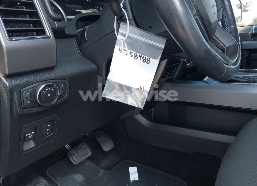 Photo 18 of 2018 Ford F-150 XLT (VIN 1FTEW1EG9JKD69543)