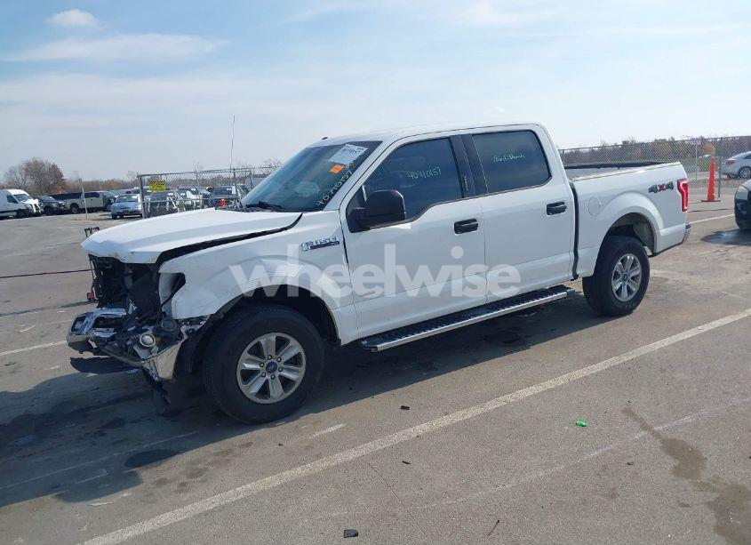 Photo 2 of 2015 Ford F-150 XLT (VIN 1FTEW1EGXFFB43186)