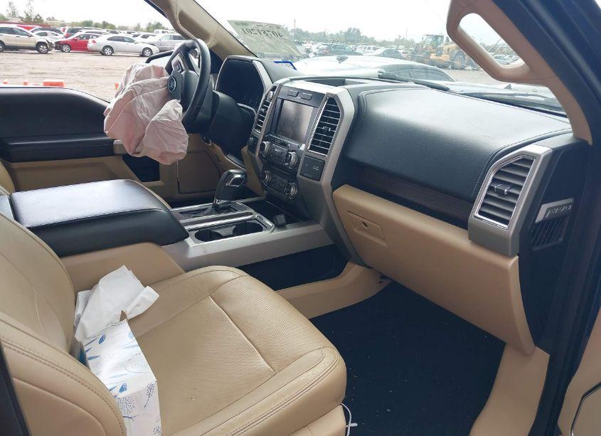 Photo 5 of 2015 Ford F-150 LARIAT (VIN 1FTEW1EGXFKE05294)