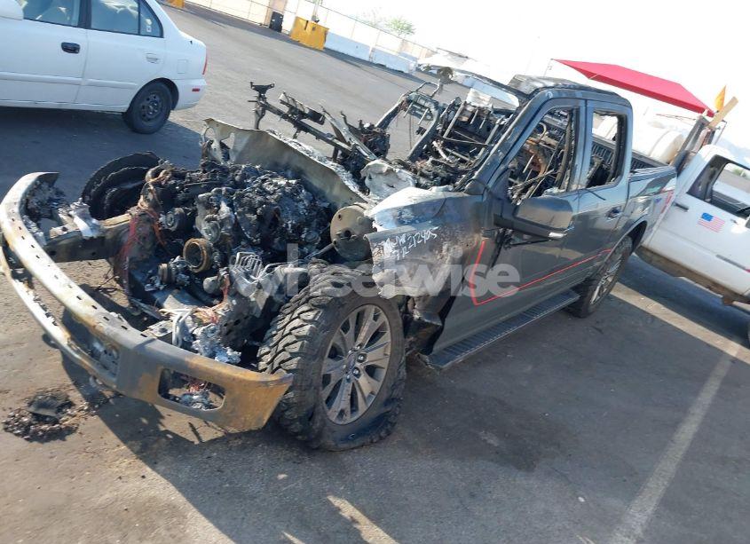 Photo 2 of 2016 Ford F-150 LARIAT (VIN 1FTEW1EGXGFC18907)