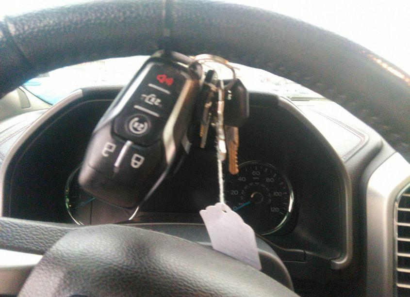 Photo 11 of 2016 Ford F-150 PLATINUM (VIN 1FTEW1EGXGFC82686)