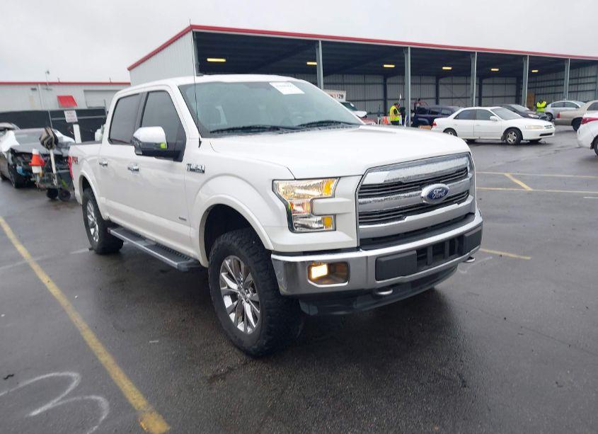2016 Ford F-150 LARIAT (VIN 1FTEW1EGXGFD11216) main photo