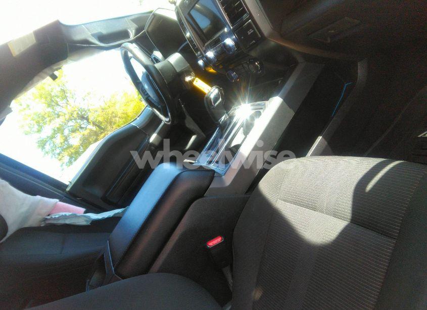 Photo 5 of 2017 Ford F-150 XLT (VIN 1FTEW1EGXHFB20381)