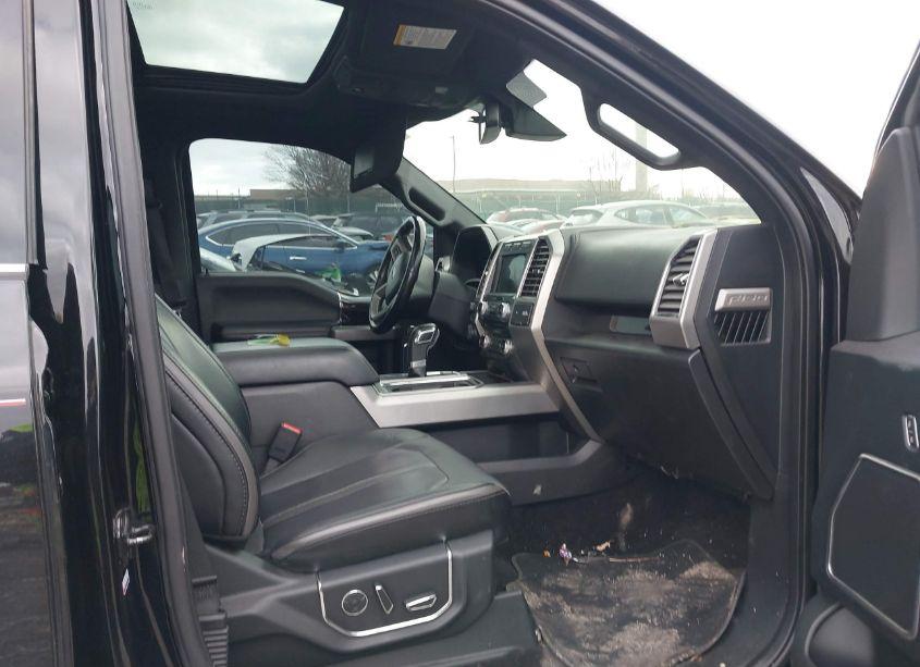 Photo 5 of 2017 Ford F-150 PLATINUM (VIN 1FTEW1EGXHFB60296)