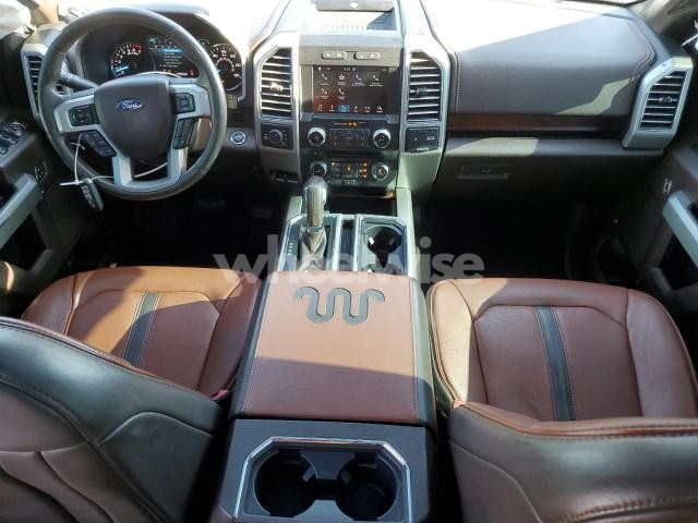 Photo 6 of 2018 FORD F150 SUPERCREW (VIN 1FTEW1EGXJFA69633)