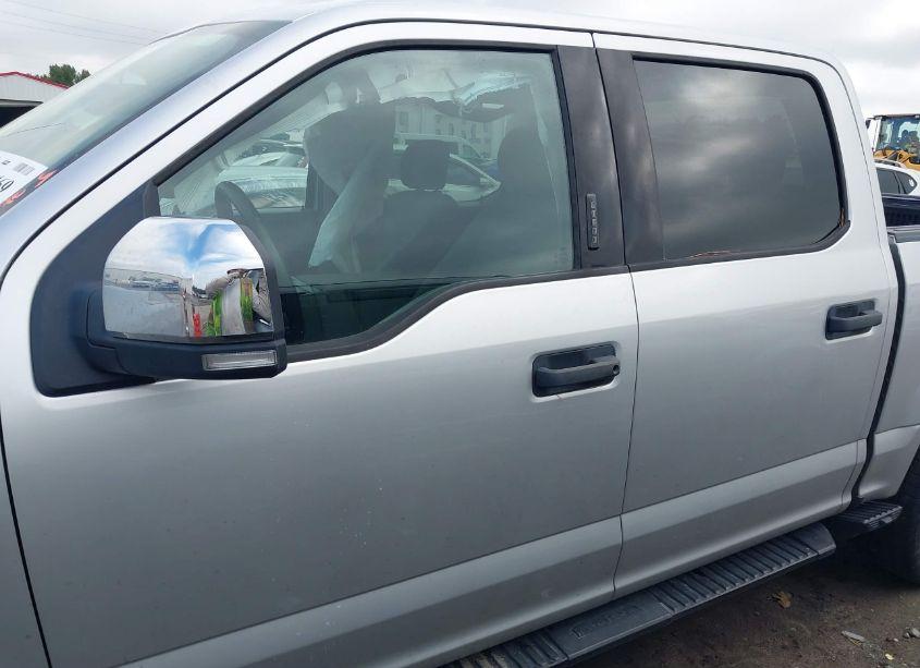 Photo 15 of 2018 Ford F-150 XLT (VIN 1FTEW1EGXJKD46515)