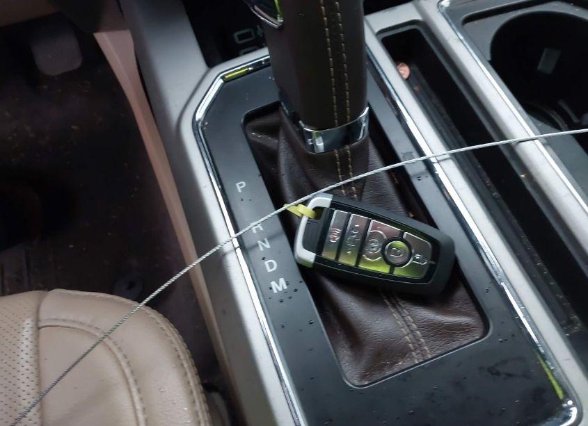 Photo 11 of 2018 Ford F-150 LARIAT (VIN 1FTEW1EGXJKD60933)