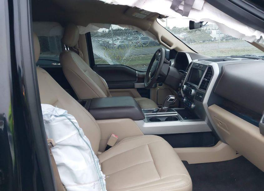 Photo 5 of 2018 Ford F-150 LARIAT (VIN 1FTEW1EGXJKD60933)