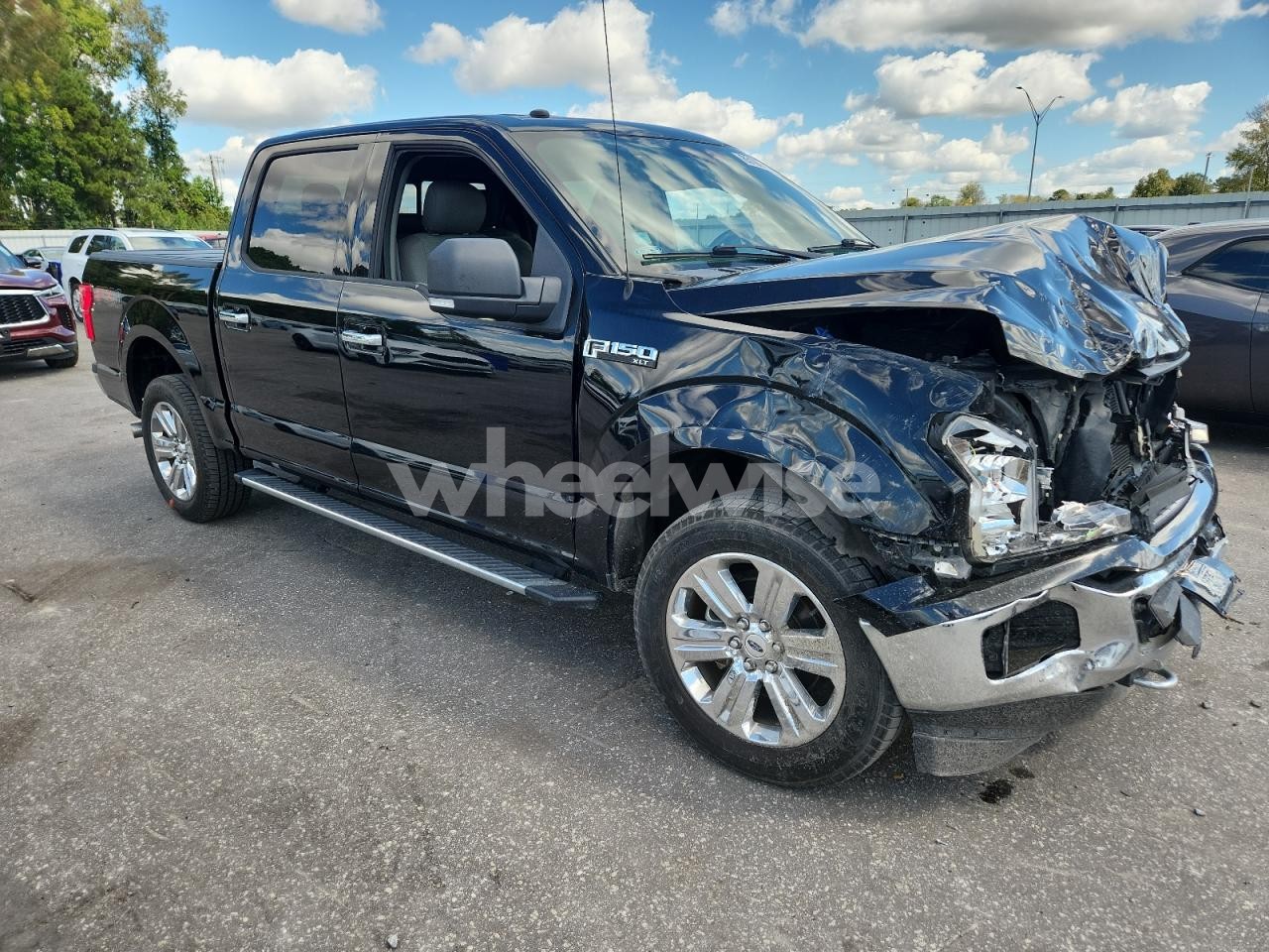 Photo 4 of 2018 FORD F150 SUPERCREW (VIN 1FTEW1EGXJKE39549)