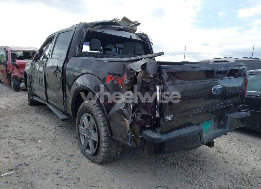 Photo 3 of 2018 Ford F-150 XLT (VIN 1FTEW1EGXJKF67158)