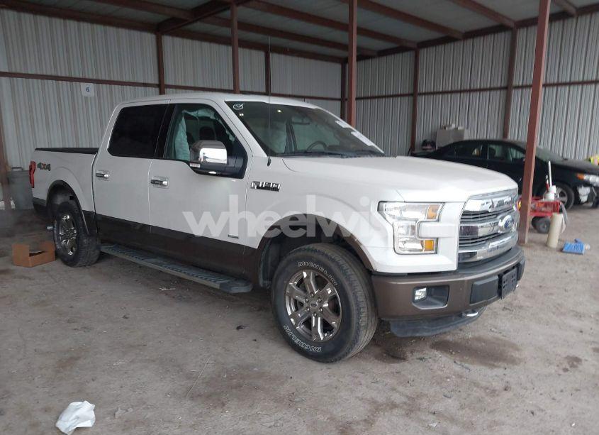 2015 Ford F-150 LARIAT (VIN 1FTEW1EP0FFB33802) main photo