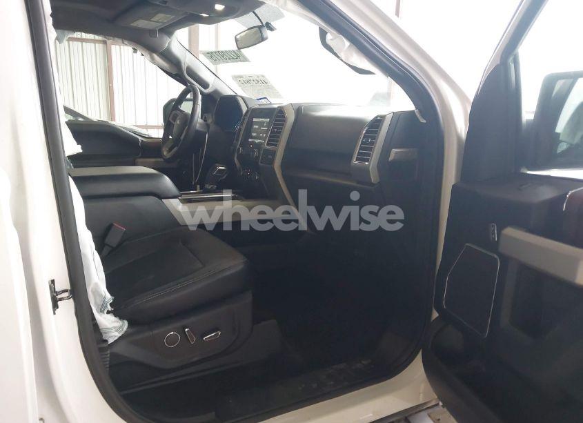 Photo 5 of 2015 Ford F-150 LARIAT (VIN 1FTEW1EP0FFB33802)