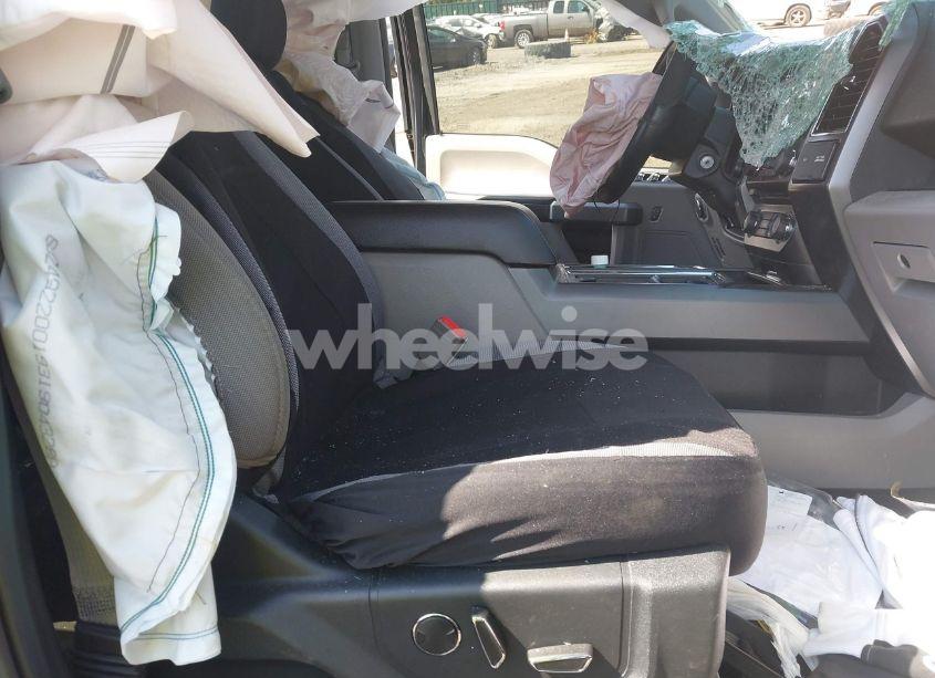 Photo 5 of 2018 Ford F-150 XLT (VIN 1FTEW1EP0JFE54439)