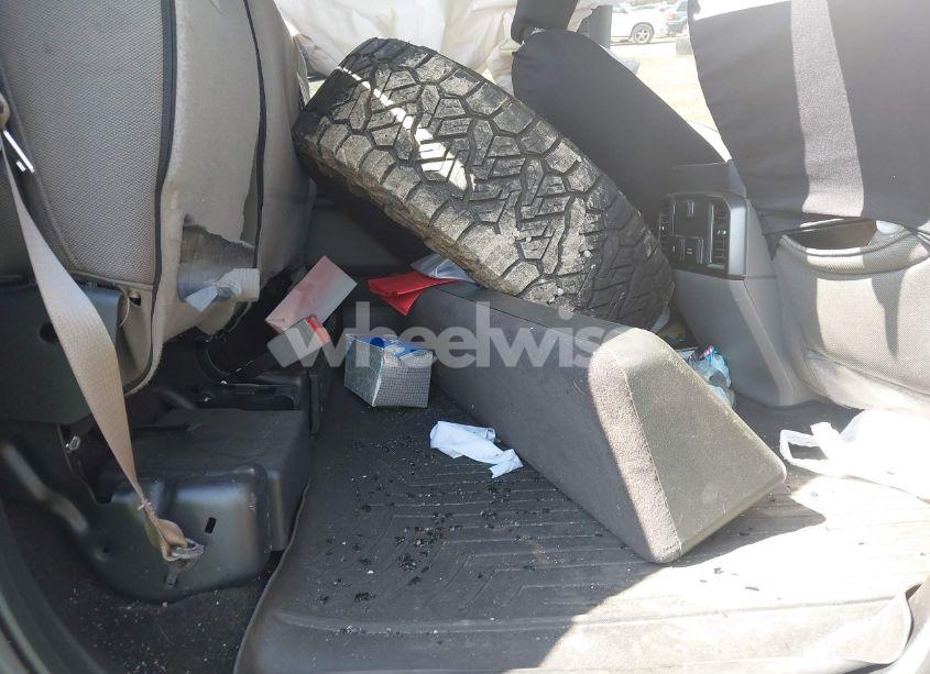 Photo 8 of 2018 Ford F-150 XLT (VIN 1FTEW1EP0JFE54439)