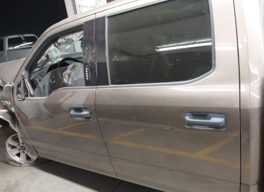 Photo 14 of 2018 Ford F-150 XLT (VIN 1FTEW1EP0JKC64650)