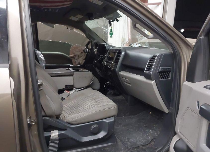 Photo 5 of 2018 Ford F-150 XLT (VIN 1FTEW1EP0JKC64650)