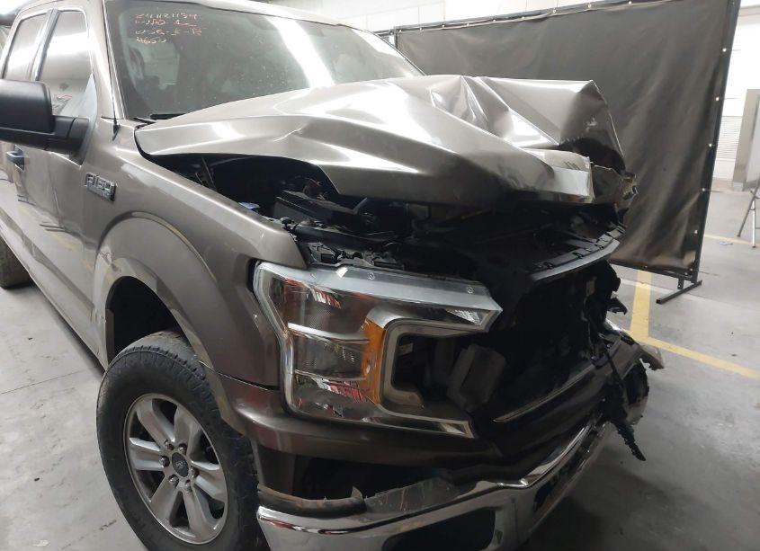 Photo 6 of 2018 Ford F-150 XLT (VIN 1FTEW1EP0JKC64650)