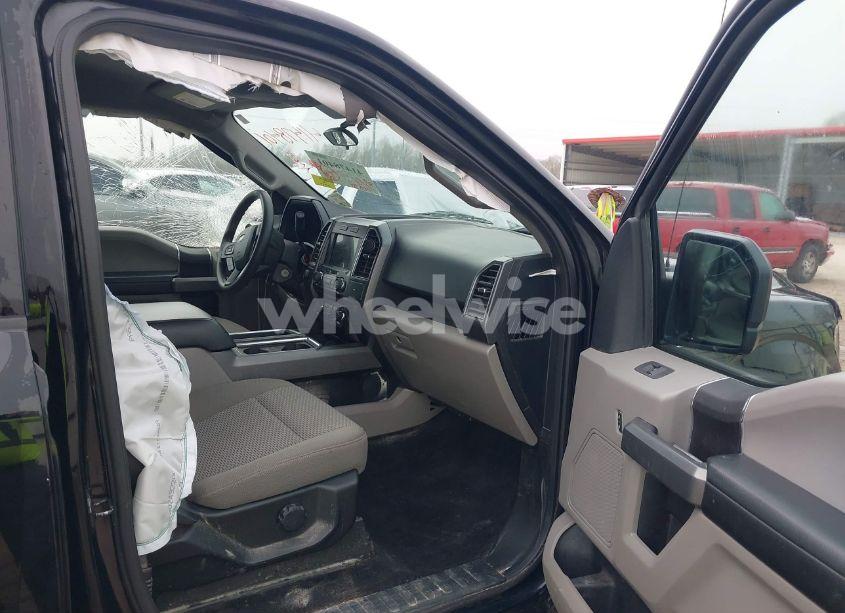 Photo 5 of 2018 Ford F-150 XLT (VIN 1FTEW1EP0JKD97442)