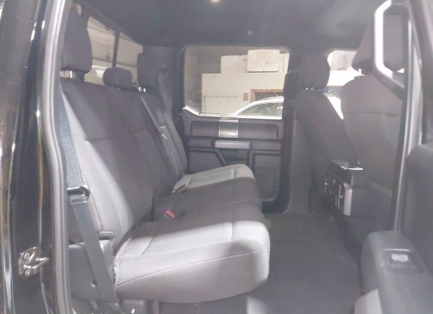 Photo 8 of 2018 Ford F-150 XLT (VIN 1FTEW1EP0JKE30939)