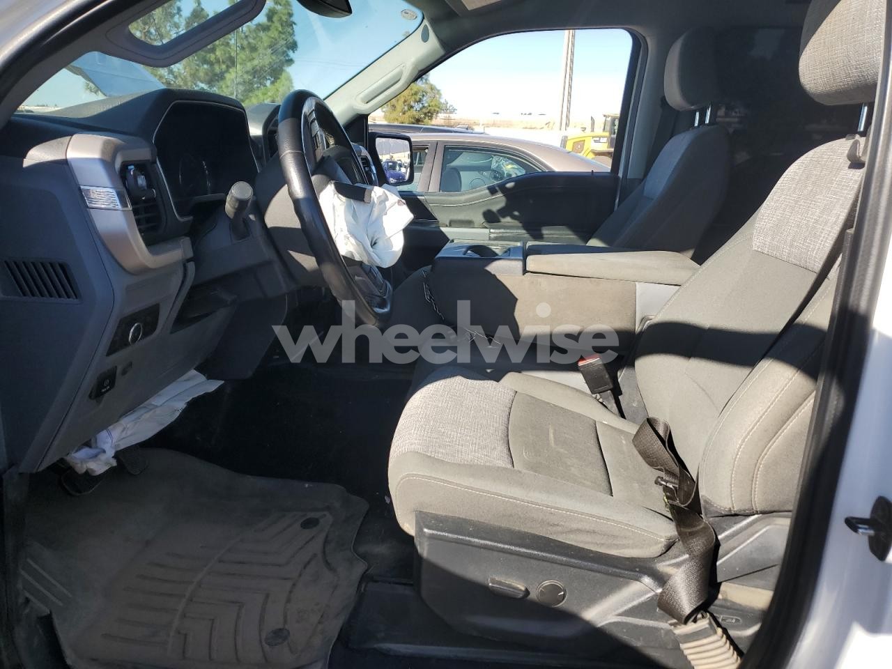 Photo 7 of 2023 FORD F150 SUPERCREW (VIN 1FTEW1EP0PKE11803)